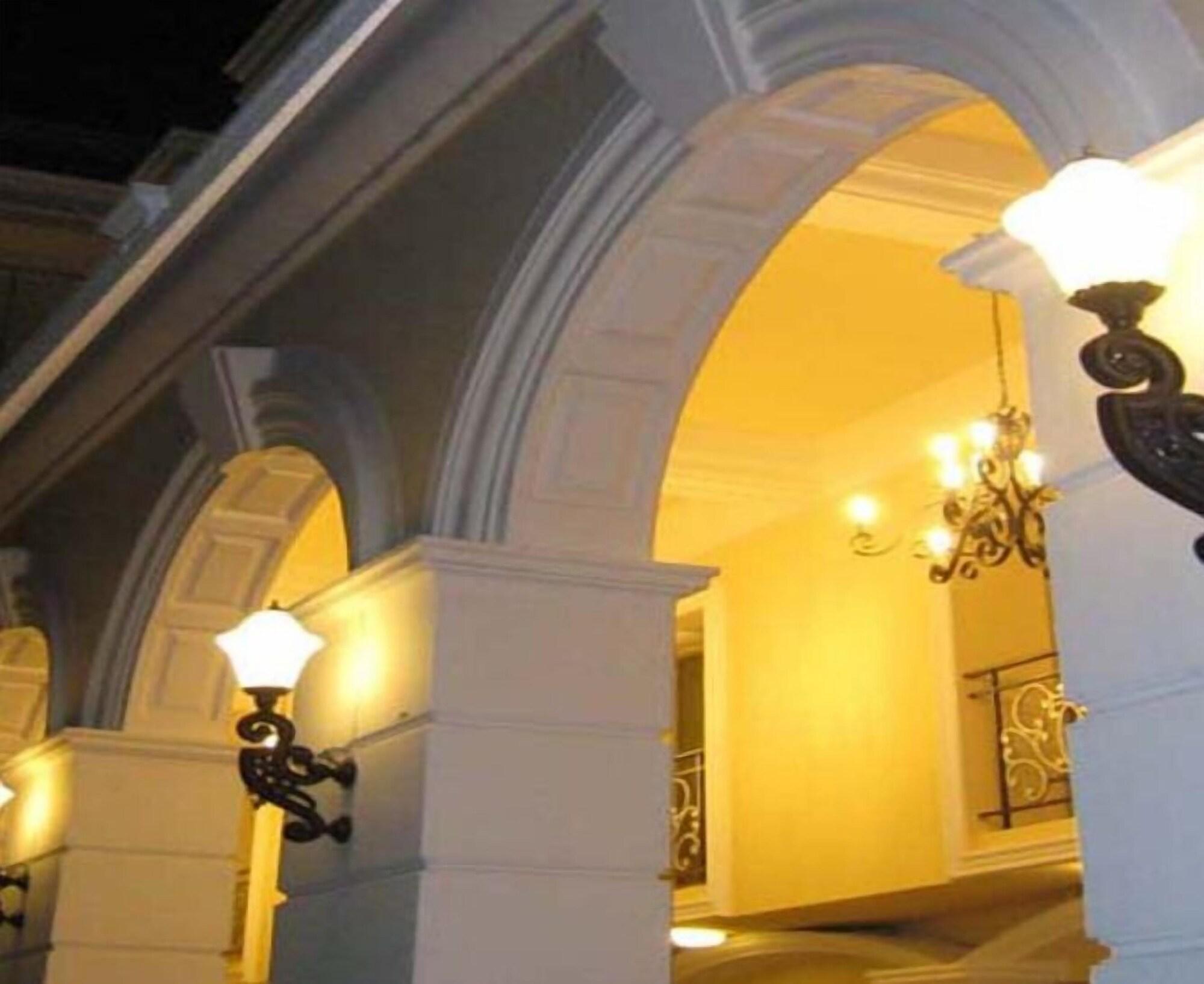 Rafael Hotel And Mansion Bangkok - Sha Extra Plus Certified Exterior photo